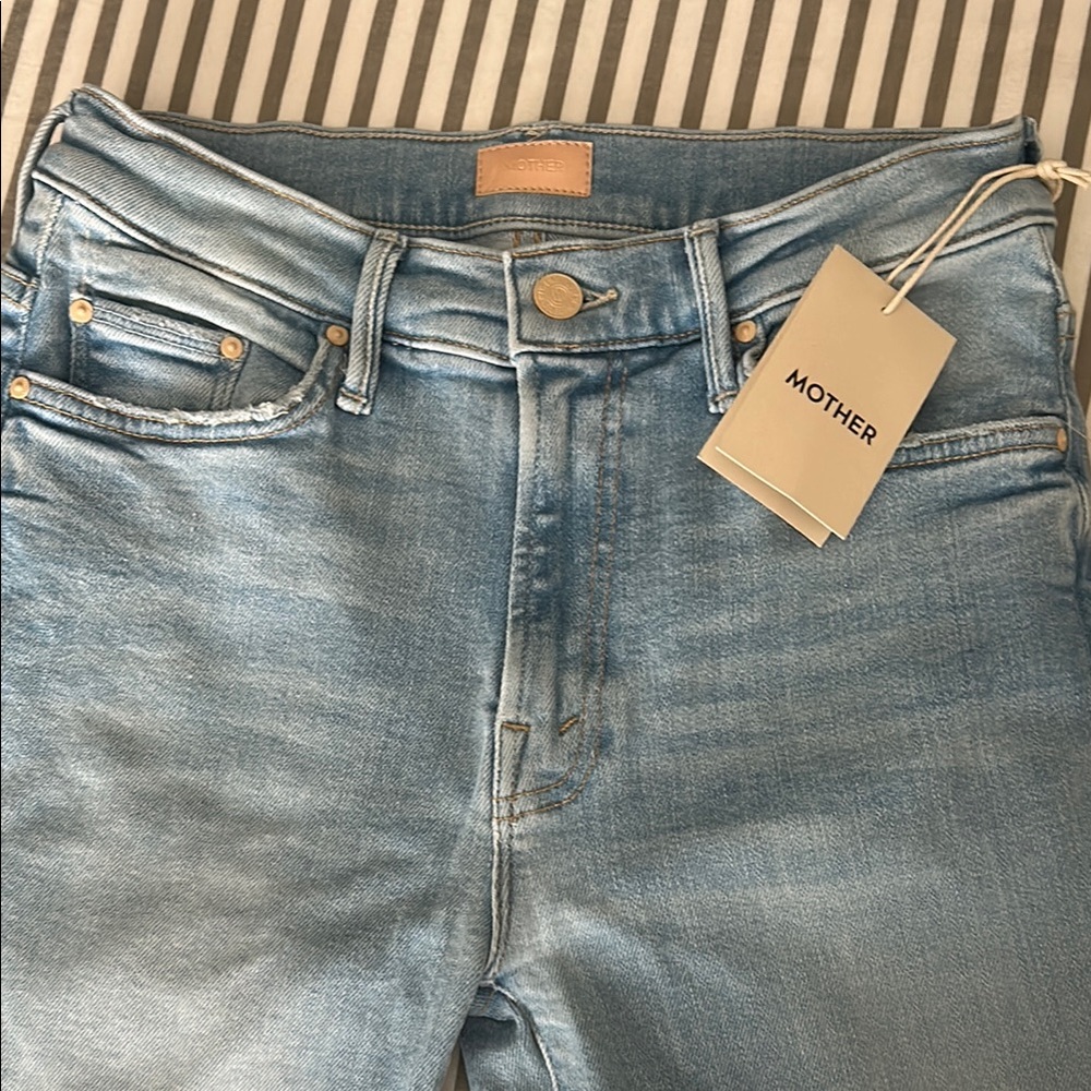 MOTHER Blue High Rise Jeans with Authentic Wash